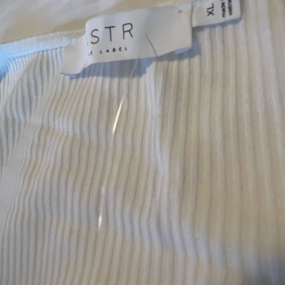 ASTR the label Square Neck Long Sleeve Body Suit - Picture 11 of 12